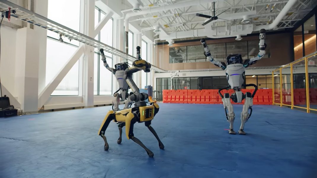 Tanti auguri di buon 2021, da parte dei robot Boston Dynamics