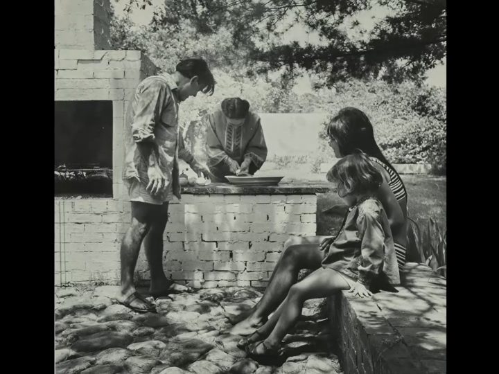 Di luce, pensiero e sabbia: il viaggio poetico di Costantino Nivola, per Peter Marcias